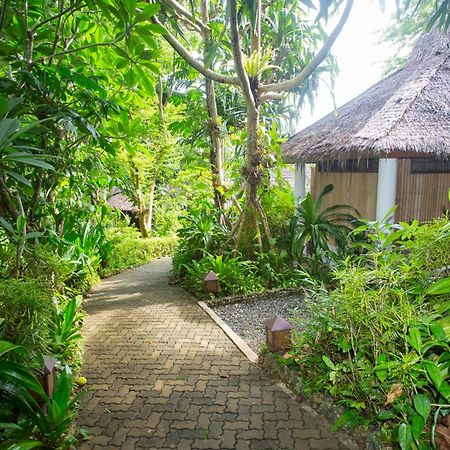 Mandala Spa & Resort Villas Manoc-Manoc Екстер'єр фото